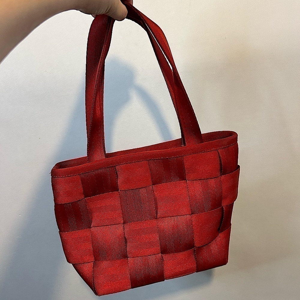 Harvey’s Original Seatbelt Bag Vintage Original Tag Red Handbag Detroit USA